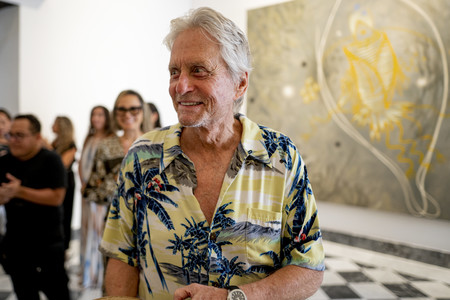 A Michael Douglas y Catherine Zeta-Jones no hay pandemia que les quite la pasión por la ensaimada mallorquina
