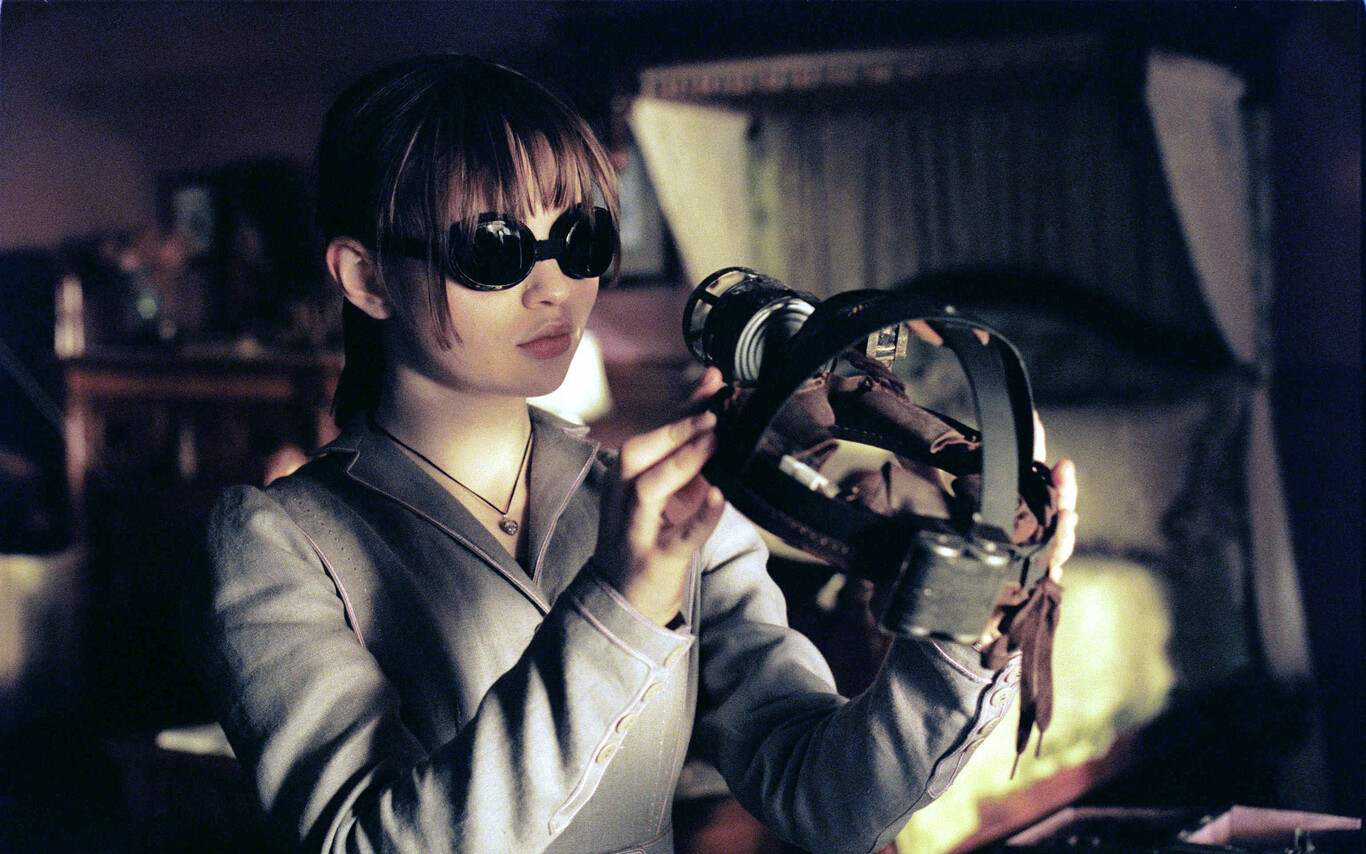 Se estrenó en 2004, es una gran película fantástica, y estuvo dispuesta a traumatizar a toda una generación, pero ya pocos se acuerdan de ella. Ahora podemos verla en SkyShowtime  