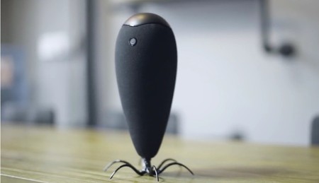 Esta especie de nave extraterrestre es en realidad un altavoz que podrás controlar con los gestos de la mano