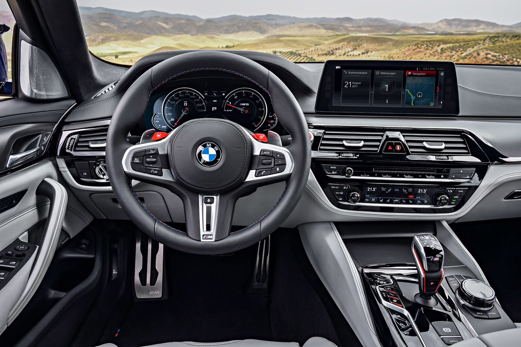 El nuevo BMW M5 ya es oficial, ¡con un V8 biturbo de 600 CV y tracción a las cuatro ruedas!