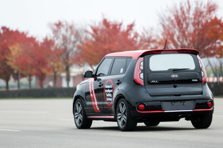 Kia pone fecha a la comercialización de coches autónomos, y no tardará demasiado en llegar