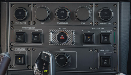 Expedition Pyrenees Grenadier 119