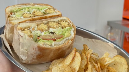 Estas son las Súper Tortas Niagara en CDMX: tienen una rellena de tacos dorados que vas a querer probar