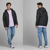 ¿Buscas un abrigo barato? el Jjemagic Puffer de Jack & Jones en color negro está rebajado a 28,99 euros en Amazon en todas sus tallas