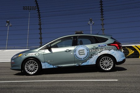 Ya hay Fotos del Ford Focus eléctrico vestido de "Pace Car"
