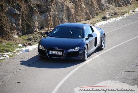 Audi R8 V8