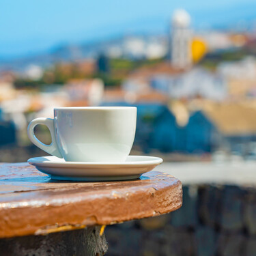 Este tipo de cafeteras son las grandes olvidadas, pero resultan ideales para llevarlas al piso de la playa 