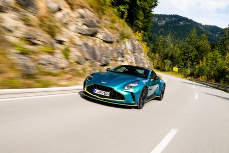 Prueba 2024 Aston Martin Vantage