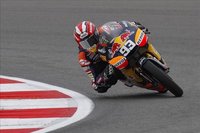 MotoGP Gran Bretaña 2010: Marc Márquez evita la pole de Bradley Smith en 125