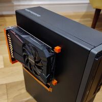 Recibe un mini PC, invierte 115 euros y lo convierte en un PC Gaming funcional. ¿El secreto? La segunda mano y una impresora 3D