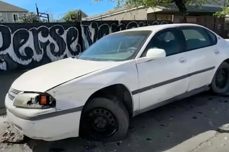 Autos Abandonados Oakland 1
