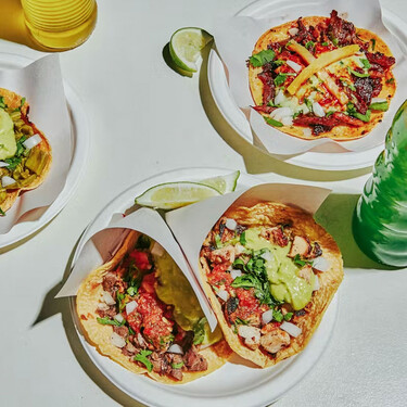 Un turista alemán demandó por 100.000 dólares a una taquería por poner "salsa demasiado picante". El juez le ha dicho que se peine 