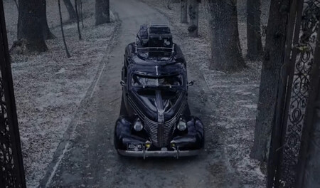 La limusina gótica de Miércoles en Netflix