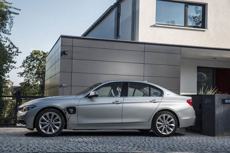 Bmw 330e 2015