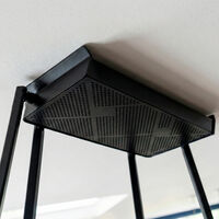 Olvidar los problemas de WiFi implica situar el router en el lugar más insospechado: el techo 