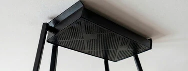 Olvidar los problemas de WiFi implica situar el router en el lugar más insospechado: el techo 