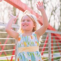 "Mis hijas no necesitarán de mi ayuda para ponerte en tu lugar", el contundente mensaje de un padre a los pretendientes de sus hijas