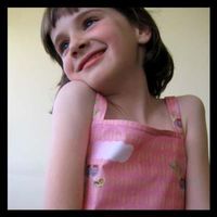 Ropa infantil artesanal y verde: boletus