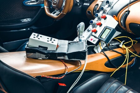 Bugatti Chiron 4 005 Interior