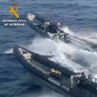 Las pateras de última generación desbordan a la Guardia Civil en Murcia y Baleares: "No tenemos velocidad para interceptarlas" 