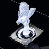 Los coches de Rolls-Royce se quedan sin el Espíritu del Éxtasis iluminado: Europa prohíbe su uso