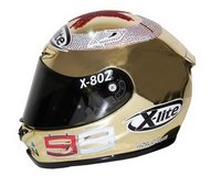 Un casco de lujo (y muy hortera) para Jorge Lorenzo