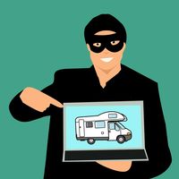 El timo de los sorteos de autocaravanas en Facebook: el fraude online de moda que no ha dejado de captar víctimas este verano 