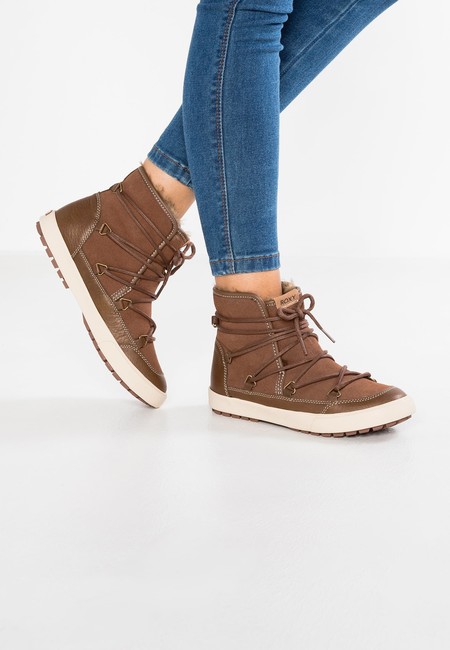 Esquiadoras: los botines Darwin de Roxy en marrón están en Zalando con un 40% de descuento por 53,95 euros