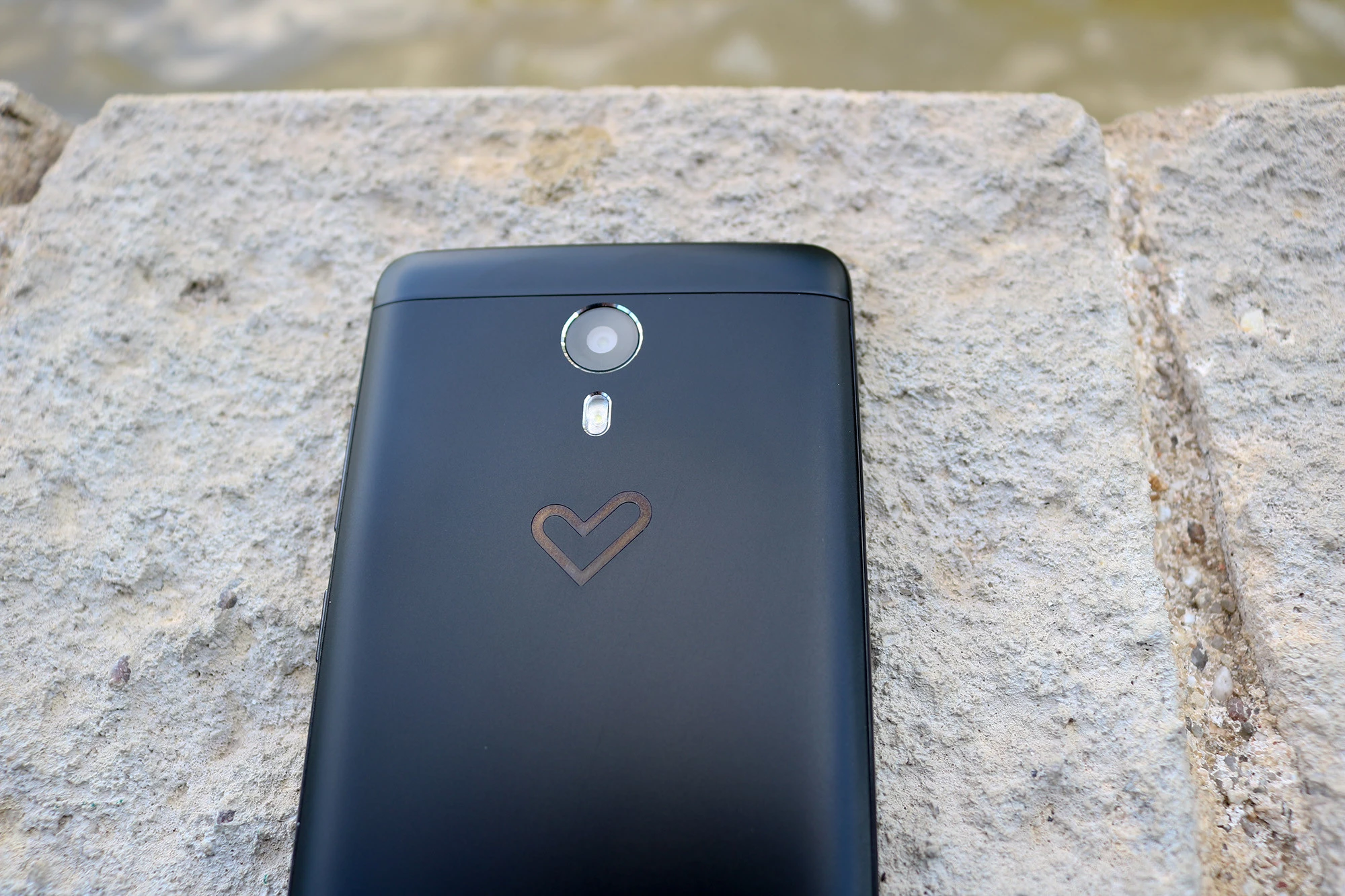 Foto de Diseño del Energy Phone Max 3+ (14/19)