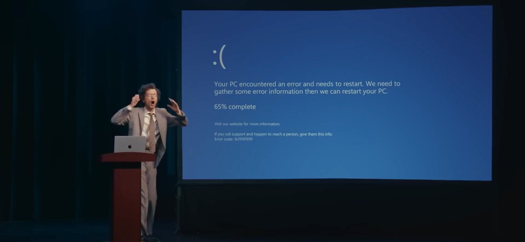 Apple lleva tres anuncios polémicos en un año. El último enseñaba a los hijos cómo convencer a sus padres de comprar un Mac. No ha durado ni 24 horas Apple lleva tres anuncios polémicos en un año. El último enseñaba a los hijos cómo convencer a sus padres de comprar un Mac. No ha durado ni 24 horas