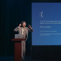 Apple lleva tres anuncios polémicos en un año. El último enseñaba a los hijos cómo convencer a sus padres de comprar un Mac. No ha durado ni 24 horas 