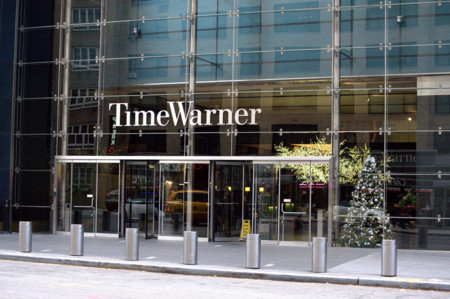 Apple estaría contemplando la posibilidad de adquirir Time Warner