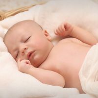 Los nombres de bebé más populares en Canarias para niño y niña (y su significado)