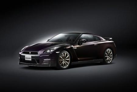 Nissan GT R Midnight Opal