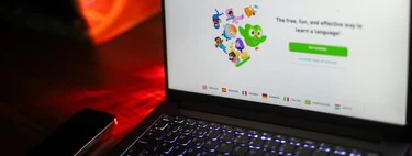 La IA educará en los colegios y los maestros servirán para cuidar a los niños: así ve el CEO de Duolingo el futuro cercano