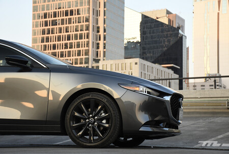 Mazda 3 Sedan Turbo Video Prueba Mexico 8