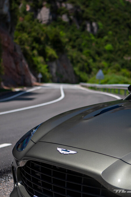 Aston Martin Dbx Prueba