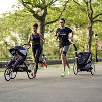 Puma y Cybex lanzan una colección de sillas de bebé para padres deportistas