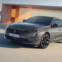 Especie en extinción: el Peugeot 508 se renueva para sobrevivir a la fiebre SUV