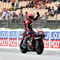 ¡Tierra, trágame! Aleix Espargaró dejó escapar un podio en Barcelona por creer que la carrera acabó una vuelta antes 