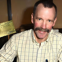 A sus 12 años protagonizó una película clásica, pero dejó el cine para ser veterinario: aún cobra 10 dólares trimestrales por ella 