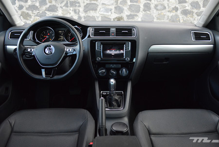 Volkswagen Jetta 2017 4