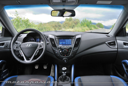 Hyundai Veloster Turbo