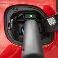 Cómo ahorrar en la factura de la luz al recargar tu coche eléctrico