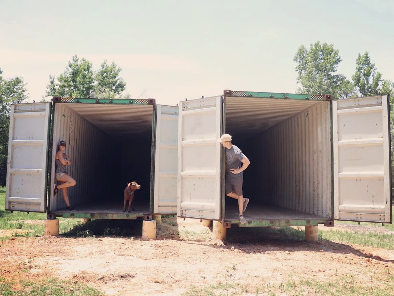 Sin saber de construcción, esta pareja se ha montado su propia casa. El ...