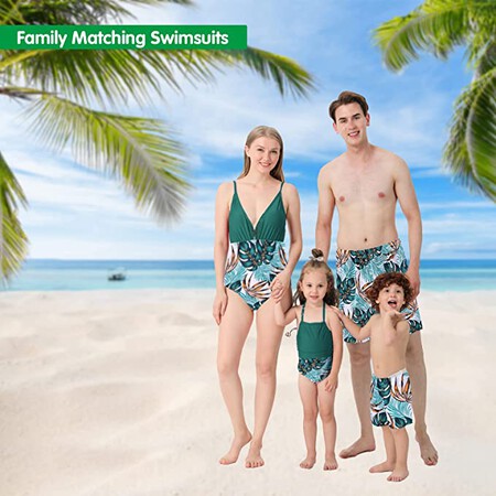 Bañadores iguales para toda la familia