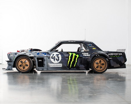 El Ford Mustang Hoonicorn V8 de Ken Block tiene dos turbos y 1.400 CV en versión 2.0