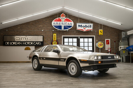 Delorean Dmc 12