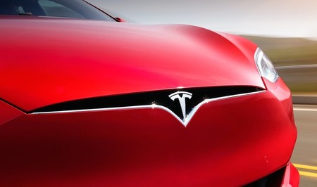 Tesla no quiere ver triunfar al I.D. de Volkswagen. Su hatchback viene en camino