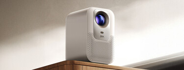 Otra obra maestra de Xiaomi para montarte un cine en casa por cuatro duros: ojalá el REDMI Projector 4 llegue pronto a España 